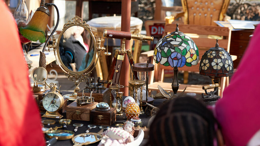 brocante dries